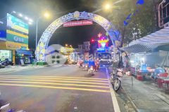 Đất đô thị sát ql1a sẵn sổ hồng có 3 lô liền kề.