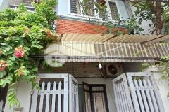 3 nhà đẹp phố ngọc thụy, long biên, 50m, giá bay nhanh 2,8 tỷ bán nhà đẹp phố ngọc thụy.. vị trí