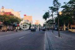 1.phân khúc dưới 3 tỷ mà có gara ô tô cho thuê 5 triệutháng hàng xóm vinhomes riverside