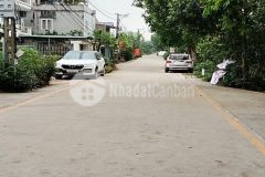 Cổ nhuế ô tô tránh dừng đỗ gần ủy ban phường