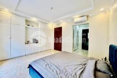 Diện tích 50m2 mặt tiền 4.8m nhà xây 5 tầng, btct, hiện đại, full nội thất sang trọng, ở ti