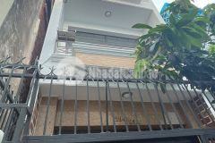 Bán nhà xô viết nghệ tĩnh bình thạnh. dt 54m2. lh 0932155399.