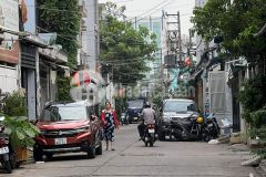 Nhà 4 tầng kê văn quới gần chợ, giáp tân phú nhỉnh 6 tỷ