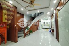 Bán nhà phúc lợi,long biên 4 tầng,57m2,mt5.3m,dân xây hơn 3.5 tỷ