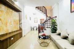 Bán nhà phố bạch mai hai bà trưng, nhà đẹp tặng full nội thất chỉ việc ở, hơn 4 tỷ.