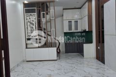 Bán nhà kim giang, thanh xuân. ngay kđt đại kim. 40m2 x 3 tầng. lô góc. ô tô. hơn 4 tỷ. 0968084286