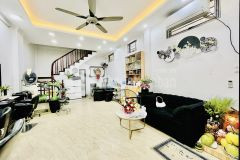 Ban nha siêu đep phô 8 3 hai ba trưng 45m 5t mt 4.5 6.66 ty ngo oto, kinh doanh đinh