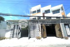 Nhà mới xây dựng đã hoàn công có sân đậu ôtô gần chợ ngọc hiệp