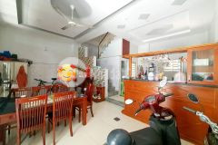 Nhà bình tân 3 tầng 8 15 đường xe hơi nhỉnh 5 tỷ