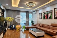 Chỉ 32 tỷ sở hữu nhà vị trí đắc địa, vỉa hè, ô tô tránh, kinh doanh đỉnh phố trung kính.