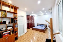 Ngã tư sở. bán nhà đường nguyễn trãi, thanh xuân. lô góc. 40m2 x 4 tầng. mt 6m. hơn 4 tỷ. 0968084286