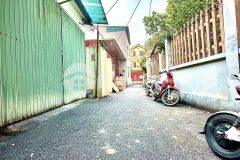 Chủ đang cần bán gấp, nhà 80m, ô tô vào thoải mái, 1.x tỷ. lh 0828218468