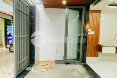 Nhà b.án, đ.x.v.n.tĩnh, xe hơi đậu trong nhà, chỉ 6xx tỷ