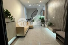 Nhỉnh 3 tỷ có nhà đẹp ở ngay tại tt thanh xuân