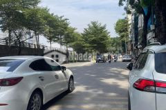 Mặt phố đường bưởi đội cấn, building 10 tầng mới koong, giá cực tốt