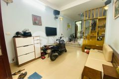 Chú ý cần bán gấp lô đất 38m2 4 tầng tự xây chỉ 4.65 tỷ mặt ngõ ô tô, nhà nhiều cửa sổ