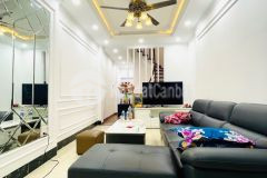 Nhà tuyệt đẹp 5 tầng 4 ngủ chỉ 5m ra mặt phố trịnh đình cửu giá cực hấp dẫn