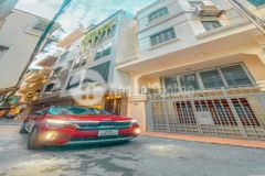 Bán nhà ngõ 73 nguyễn trãi 42m2 x 3 ngủ phân lô ô tô 7 chỗ đỗ cửa, vào nhà nhỉnh 6 tỷ