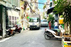 Bán nhà 5 tầng,55m2,hxh ngủ nhà,sát mt huỳnh văn bánh,phú nhuận,12.xx tỷ