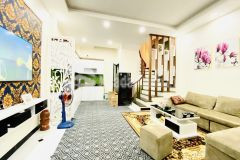 Lôc đon têt giam ngay 100tr nha ngo kim giang 33m2, 5 tâng, mt 4,6m, gia con 4,3 ty