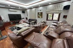 Bán nhà phân lô, sát phố, thang máy, 2 mặt ô tô tránh, kinh doanh vp phố trung yên.