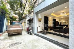 Hiếm có 1 0 2 cầu giấy 35m2x5t, ô tô đỗ cửa, 3 bước ra phố, nhỉnh 4 tỷ