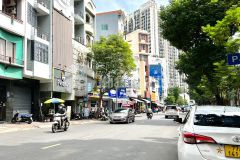 Chủ xoắn bán nhanh nhà 4 tầng,5pn,63m2,hxh,đường 32,quận 10, 12.x tỷ