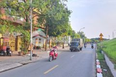 Mặt phố bat khôi vỉa hè rộng kinh doanh văn phòng dòng tiền