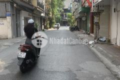 Chính chủ cho thuê nhà phân lô phố núi trúc, bđ 70m2x4t mặt tiền 6m có gara oto tiện làm vp