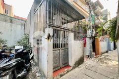 Gấp nhà chùa võ, lô góc, gần chợ, dt 35m2 giá chỉ 2.55 tỷ