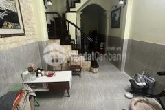 Bán nhà phố chùa láng đống đa, vị trí đẹp, gần đường ô tô, nhà 5 tầng chỉ hơn 4 tỷ.