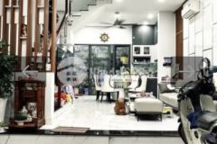 Nhà hẻm xe hơi, 58m2, 4 lầu, bình thạnh, giá 9.3 tỷ.