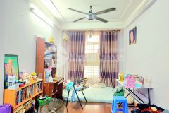 Nhà sát phố, ô tô vào nhà, kinh doanh phố trường chinh, đống đa. 0911554873.