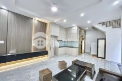 Bán nhà phố lê trọng tấn, thanh xuân. 45m2 x 6 tầng. lô góc. thang máy. ô tô. hơn 7 tỷ.