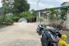 Lô đất chợ thiên bình, dt 520, đường betong 6m thông. giá 450tr, đất hồng