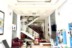 Bán nhà phan xích long,phú nhuận,ngang 5.2m,2 tầng,4pn,72m2,sát hxh,8 tỷ