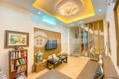 Phân lô cán bộ thủy lợi, 2 thoáng, ở ngay phố chùa bộc, đống đa. 0911554873.