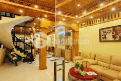 Biệt thự 2 mặt ngõ, đường ô tô phố thịnh quang, đống đa. 0911554873.