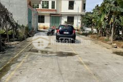 Chính chủ xây nhà, cần tiền bán nhanh lô đất hơn 70m, hai mặt thoáng, sát vườn hoa, giá chỉ hơn tỷ.