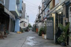 Bán nhà gần lạc long quân, tân bình, 2 tầng, 70m2, lô góc, giá chỉ hơn 4 tỷ.