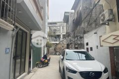 Cần bán nhà di ái, di trạch, hoài đức 35m2 x 5 tầng, đang hoàn thiện, đường ô tô chạy vòng quanh