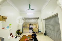 Bán nhà giáp nhị ở ngay lô góc ô tô kinh doanh hoàng mai