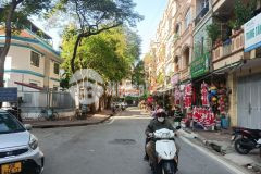 Bán nhà đẹp linh đàm, ô tô, 72m, mt 4,8m, kinh doanh, nhỉnh 14 tỷ, lh 0984417892.