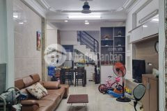 Bán nhà hẻm 8m sư vạn hạnh 6 tầng 45m2 chỉ 9.4 tỷ