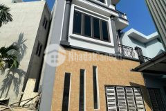 B.án nhà đại tự, kim chung, hoài đức 40m2 x 5 tầng, mt 5m, xây mới, chỉ 2.45 tỷ. oto cách 20m