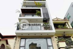 Bán nhà lạc long quân xây mới 1 năm oto đỗ cửa 71m2 x 7 tầng thang máy