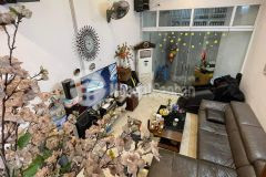 Cần bán gấp nhà 4t lô góc 2mặt ngõ nở hậu full nội thất 43m 5xtỷ kim mã ba đình