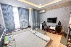 Bán nhà hẻm 656 quang trung 85m2 ngang 5m hẻm thông ngay chợ htt nhỉnh 7 tỷ.