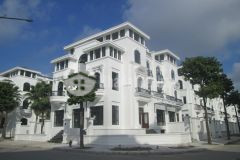 Tôi bán biệt thự lô góc louis city hoàng mai view công viên 220m2 chỉ 39.9 tỷ. lh 0989.62.6116