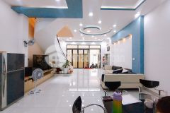 Siêu phẩm đẹp 5 tầng nguyễn kiệm hxh thông 50m2 ngang rộng 5,5m gần sân bay giảm chỉ 8 tỷ